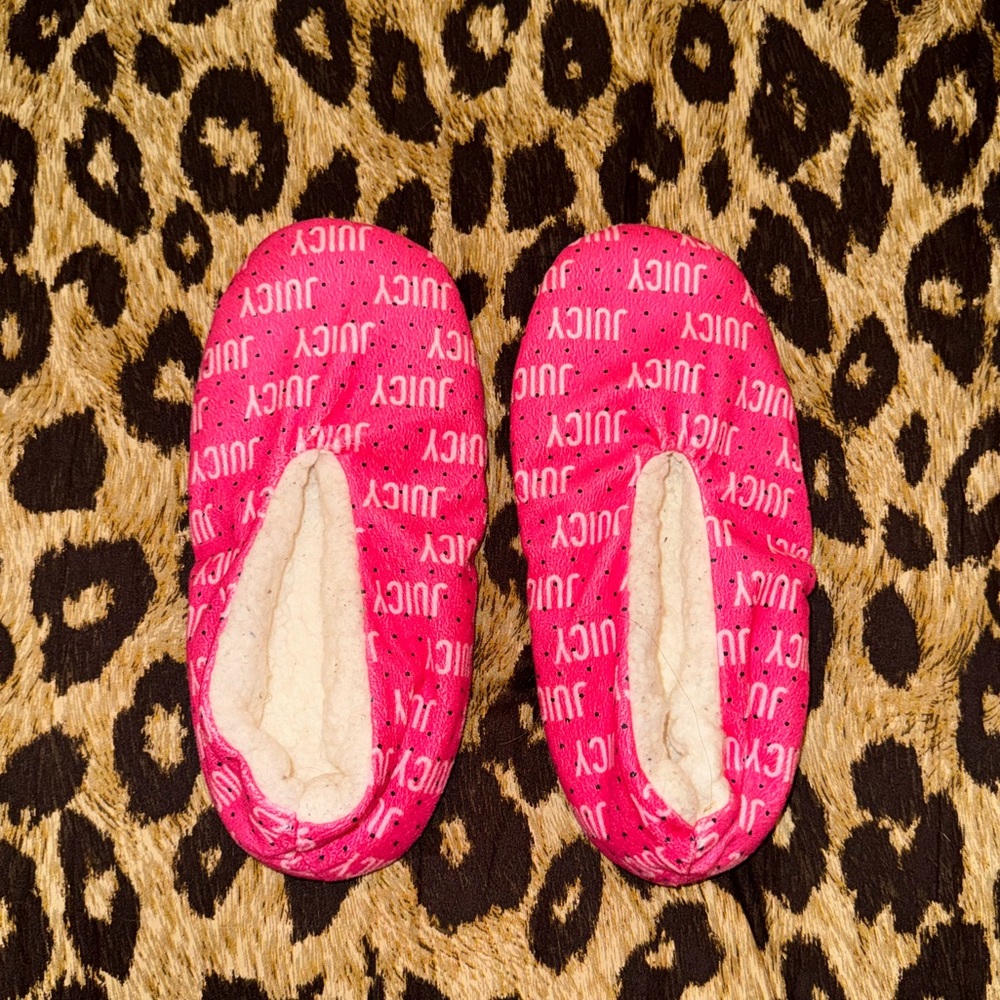 juicy couture pink sherpa slippers!